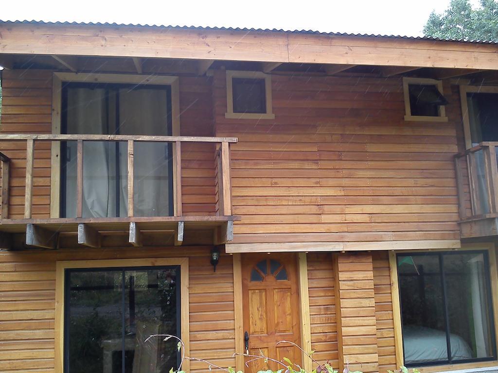 Hostal Los Alamos Neltume Exteriér fotografie